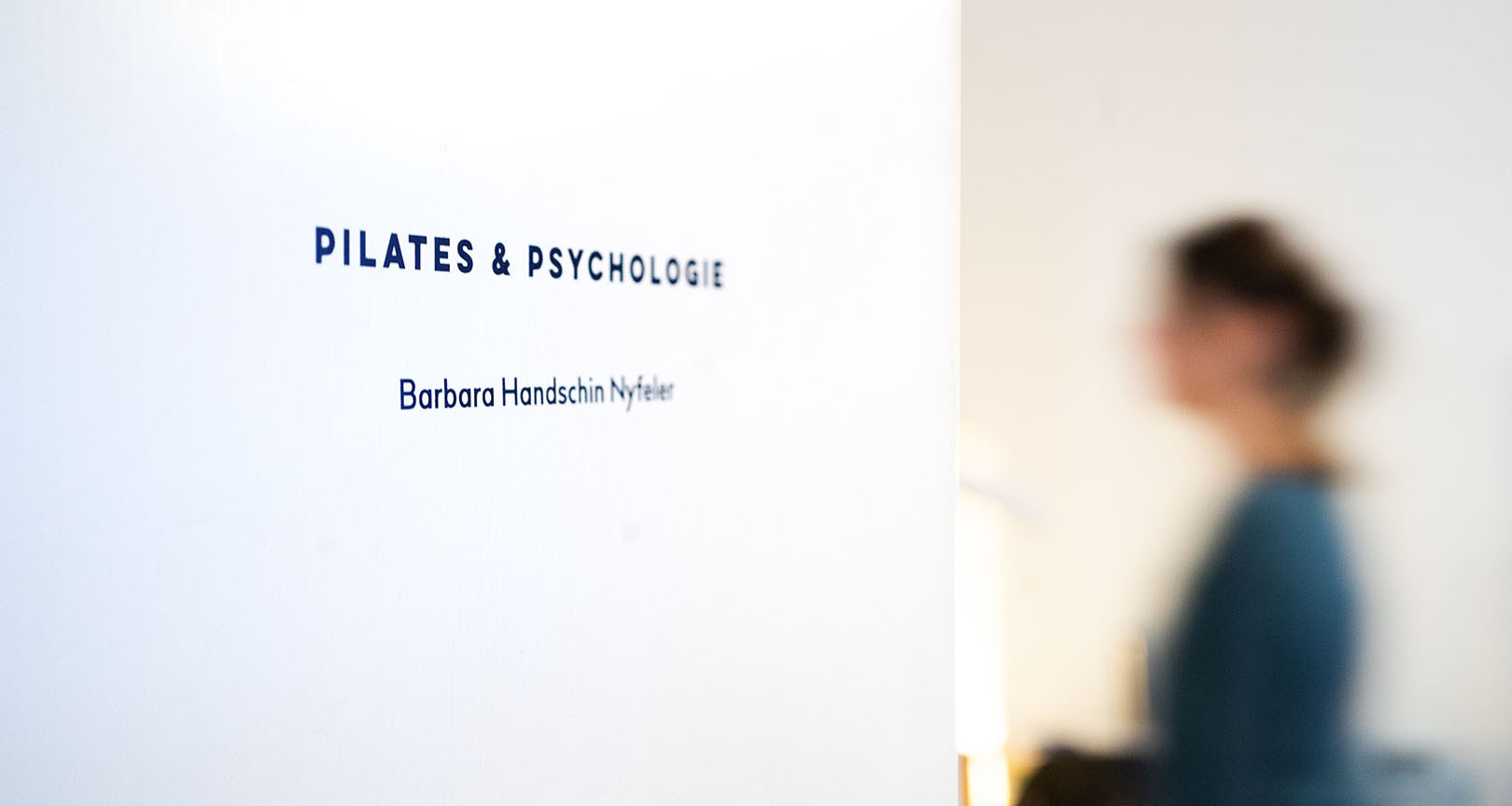 Beschriftung Pilates Studio Basel